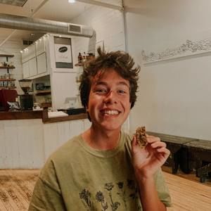 Meet your Posher, Wyeth